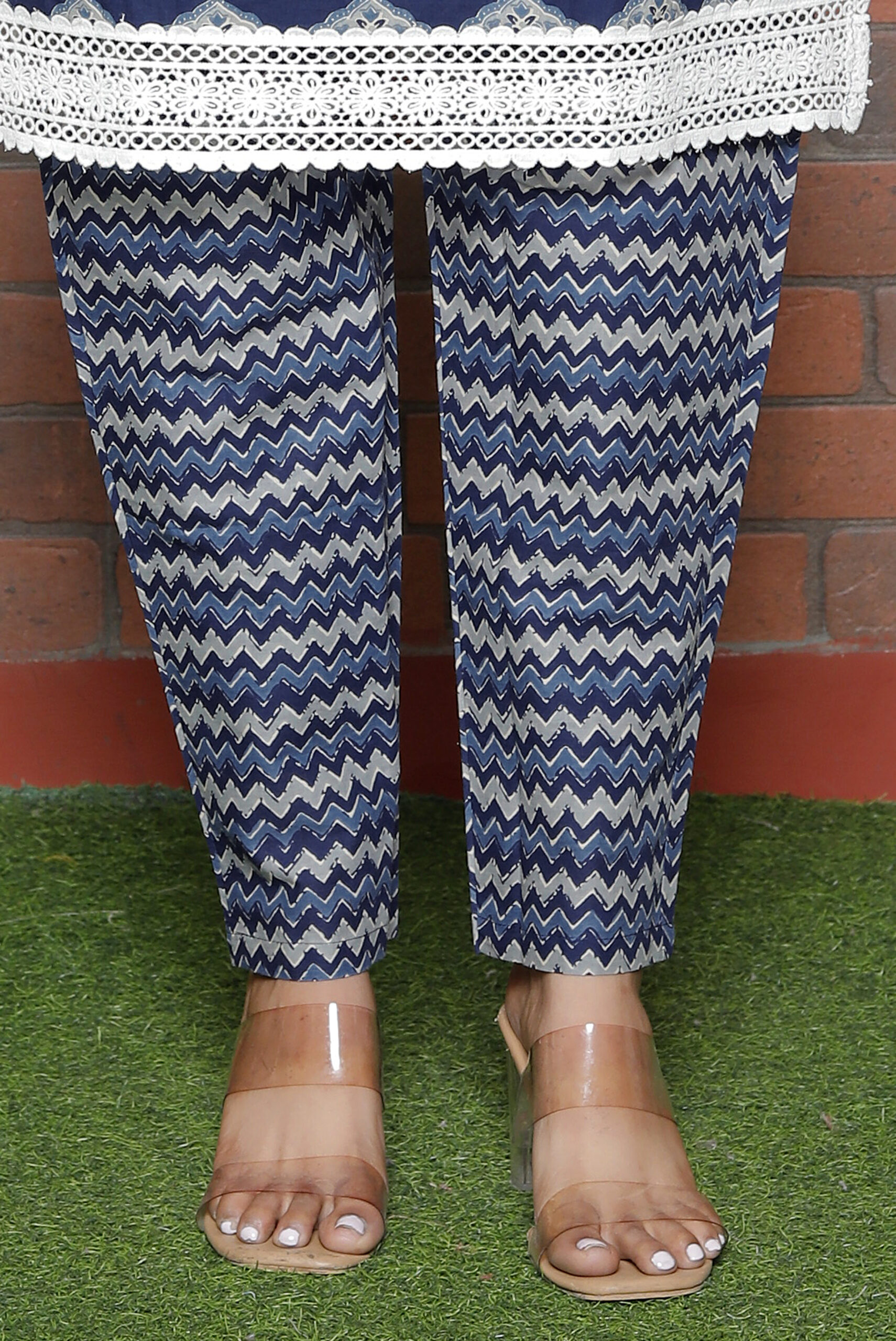 Cotton 60-60 three piece Dupatta - Image 5