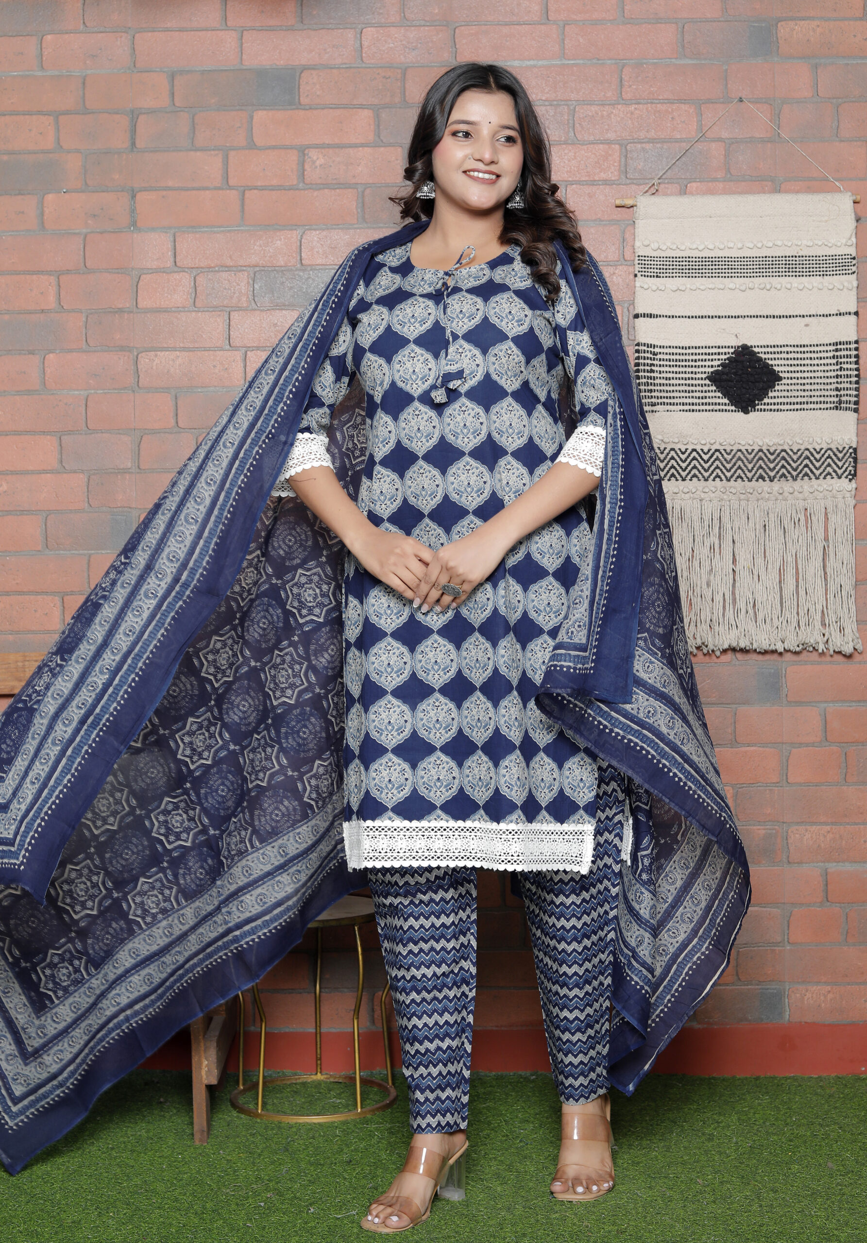 Cotton 60-60 three piece Dupatta - Image 3