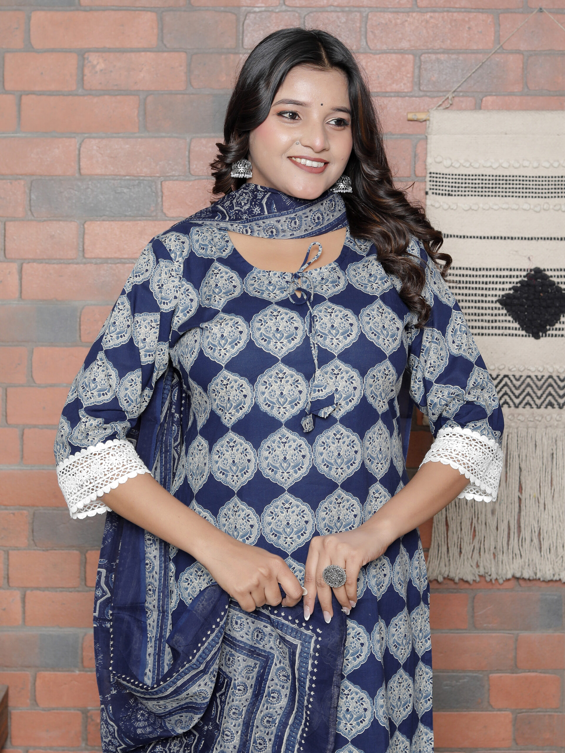 Cotton 60-60 three piece Dupatta - Image 2